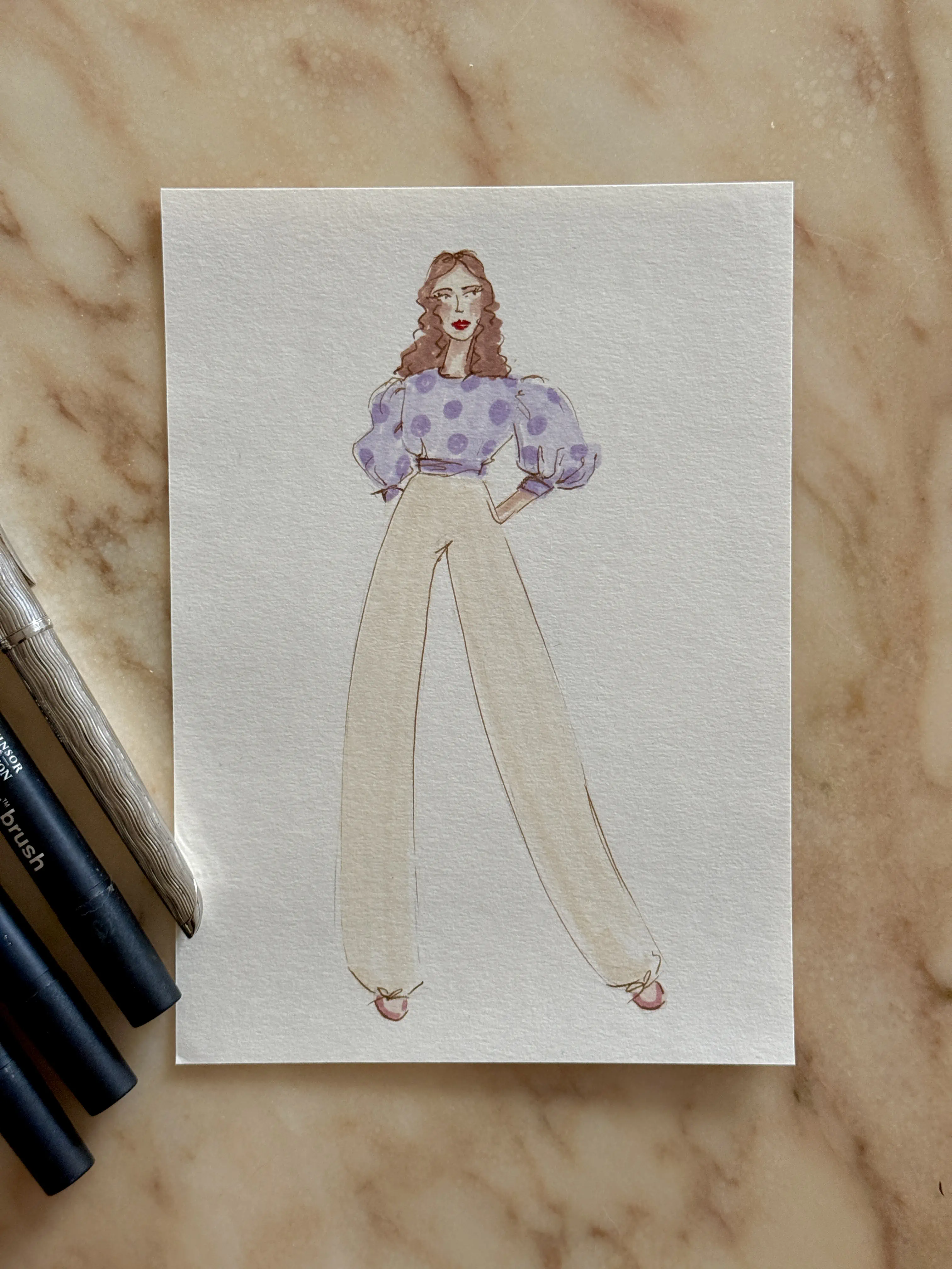 Live illustration example: Sketch of a stylish woman